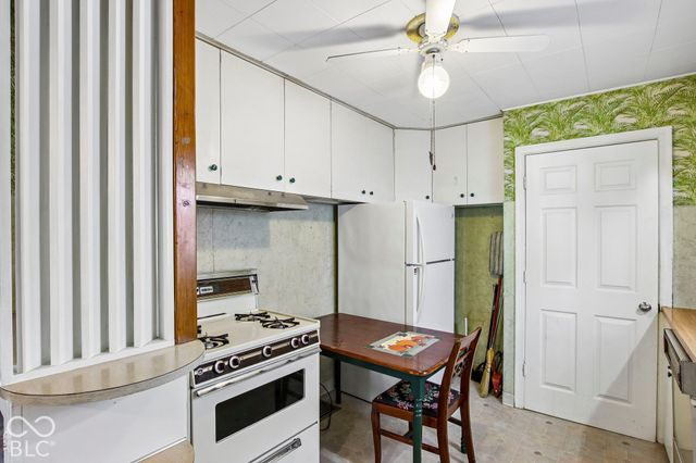 140 S 7th Avenue, Beech Grove, IN 46107