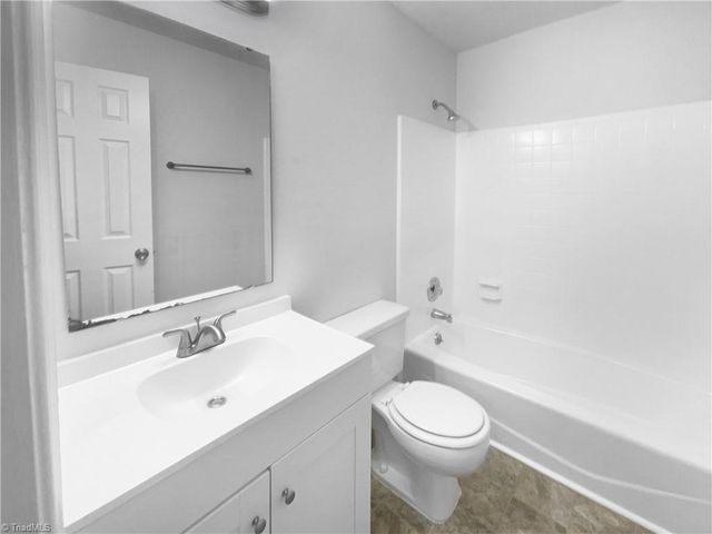 2546 Cottage Place, Greensboro, NC 27455