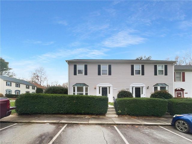 2546 Cottage Place, Greensboro, NC 27455