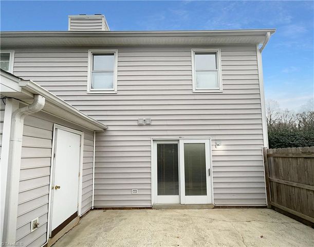 2546 Cottage Place, Greensboro, NC 27455