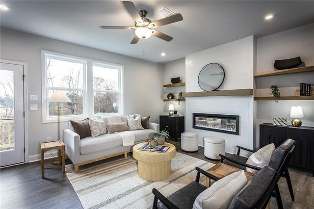 5999 Haviland Alley, Sugar Hill, GA 30518