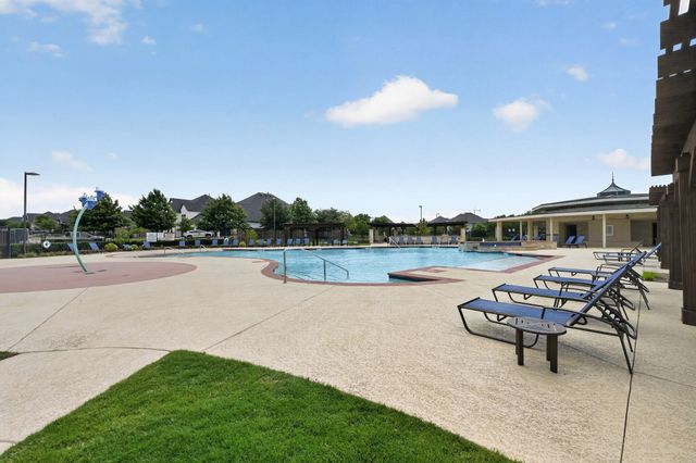 2204 Grafton Lane, Mckinney, TX 75071