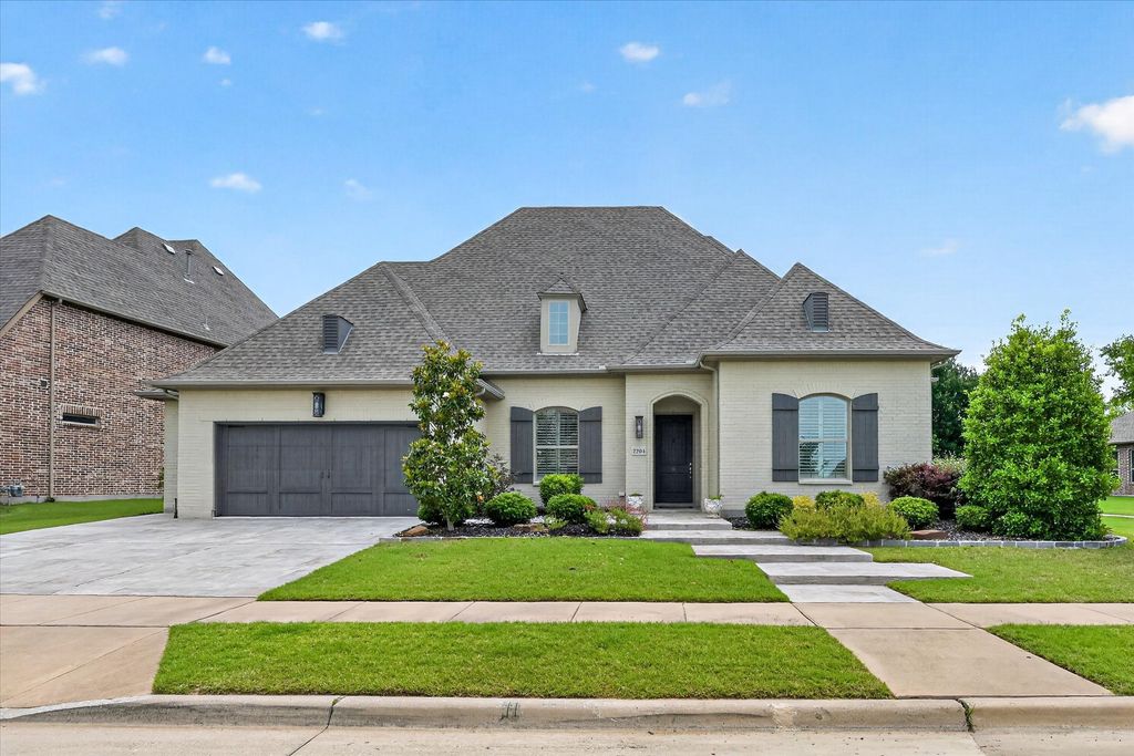 2204 Grafton Lane, Mckinney, TX 75071
