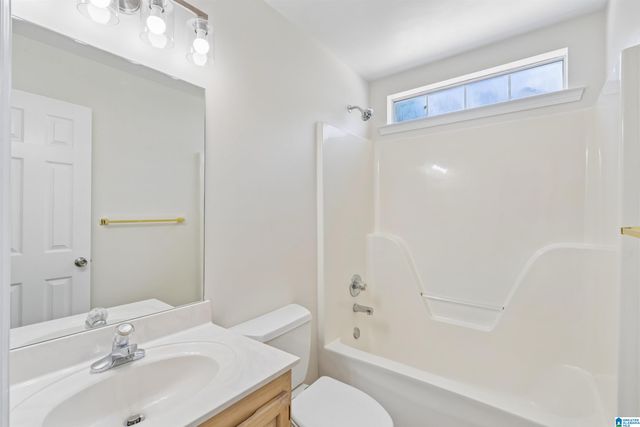 134 PARK PLACE LANE, Alabaster, AL 35007