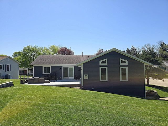 478 Park AVENUE, Burlington, WI 53105