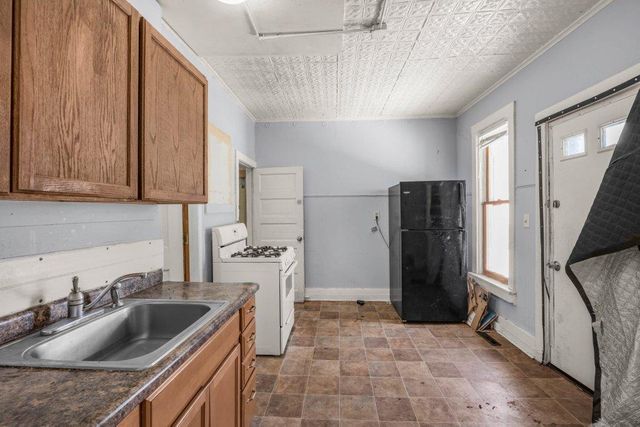 726 30th Avenue N, Minneapolis, MN 55411