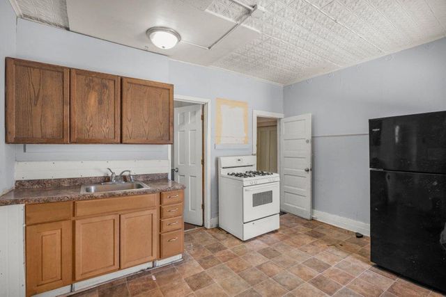 726 30th Avenue N, Minneapolis, MN 55411