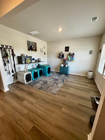 751 Penfold Pt., Wellford, SC 29385