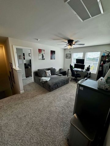 751 Penfold Pt., Wellford, SC 29385