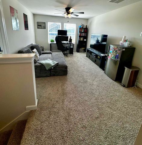 751 Penfold Pt., Wellford, SC 29385