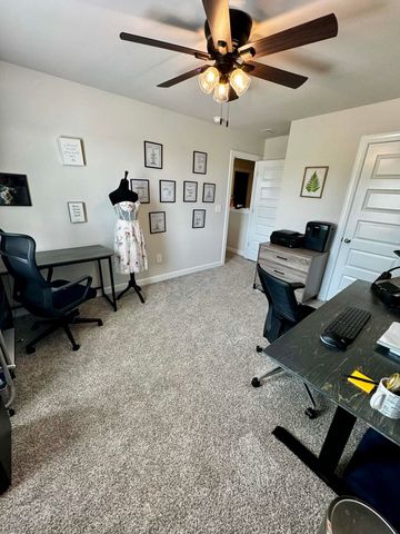 751 Penfold Pt., Wellford, SC 29385