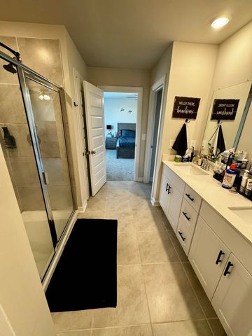 751 Penfold Pt., Wellford, SC 29385
