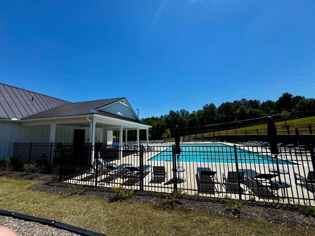 751 Penfold Pt., Wellford, SC 29385