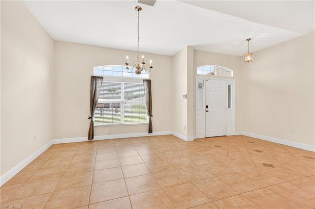 1817 SW 22nd LN, Cape Coral, FL 33991