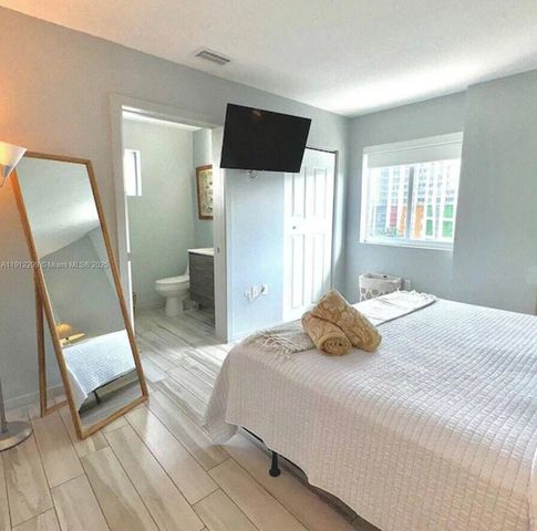 481 NE 29th St 704, Miami, FL 33137