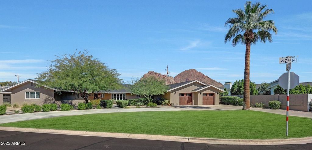 5231 N 42ND Place, Phoenix, AZ 85018