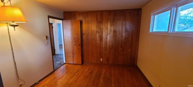 609 S Catalpa Drive, Muncie, IN 47304