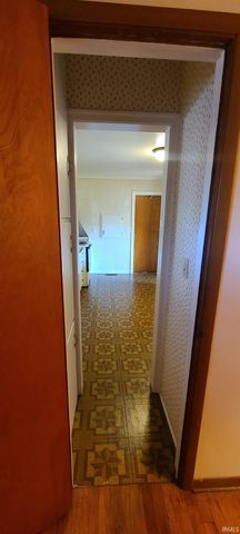 609 S Catalpa Drive, Muncie, IN 47304