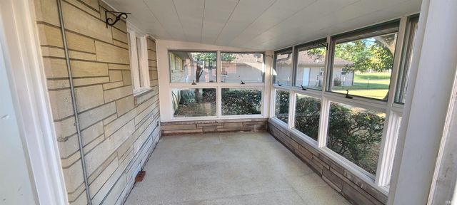 609 S Catalpa Drive, Muncie, IN 47304