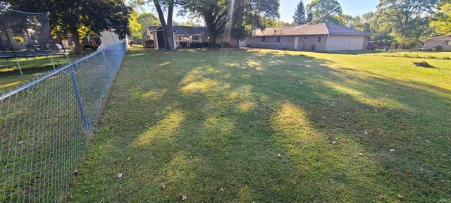 609 S Catalpa Drive, Muncie, IN 47304