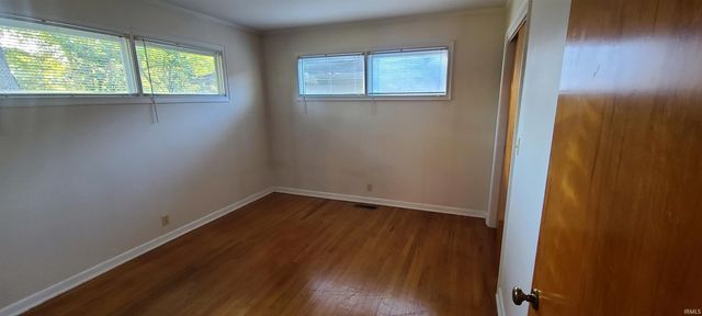 609 S Catalpa Drive, Muncie, IN 47304