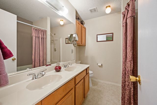 400 Candlestick Trail, Saginaw, TX 76179