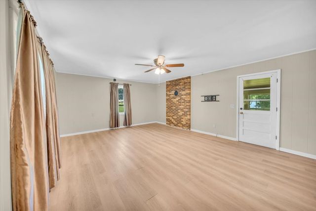2898 Blanton Chapel Rd, Manchester, TN 37355