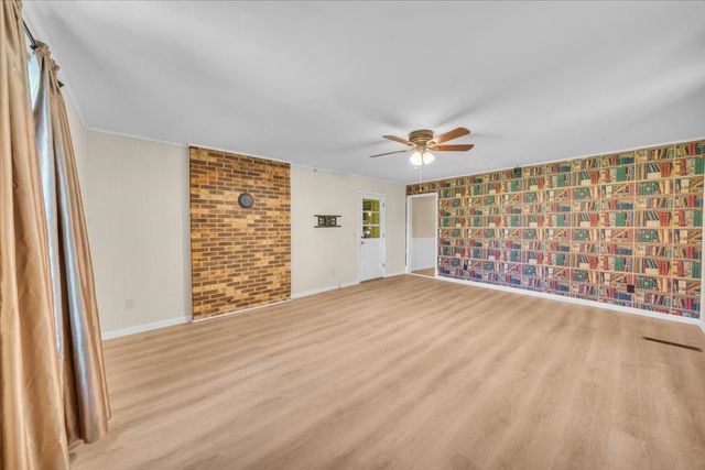 2898 Blanton Chapel Rd, Manchester, TN 37355