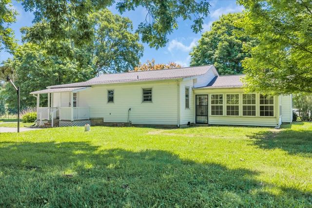 2898 Blanton Chapel Rd, Manchester, TN 37355