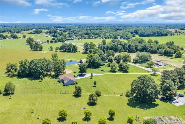 2898 Blanton Chapel Rd, Manchester, TN 37355