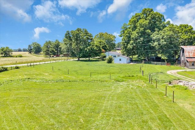 2898 Blanton Chapel Rd, Manchester, TN 37355