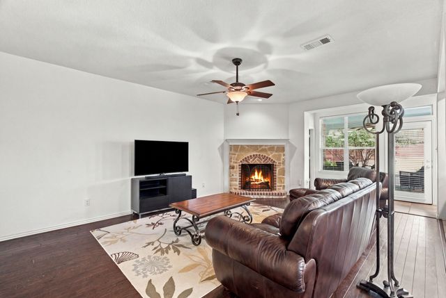 1409 Pelican Drive, Little Elm, TX 75068