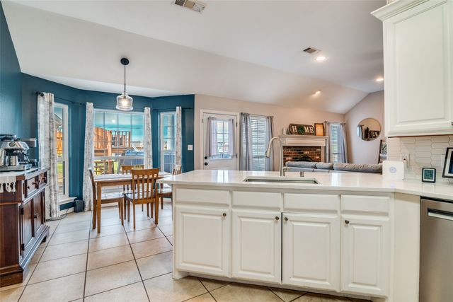 2808 County Road 643, Nevada, TX 75173