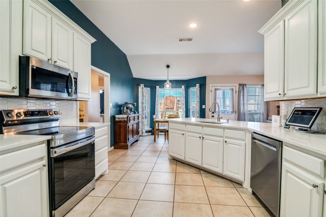 2808 County Road 643, Nevada, TX 75173