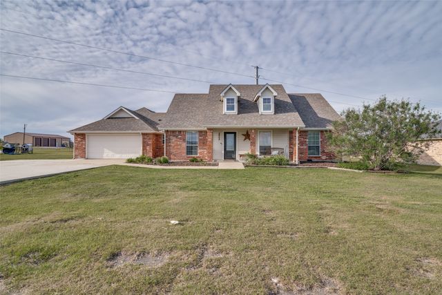 2808 County Road 643, Nevada, TX 75173
