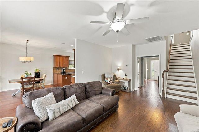 125 Hanging Moss Road, Summerville, SC 29485