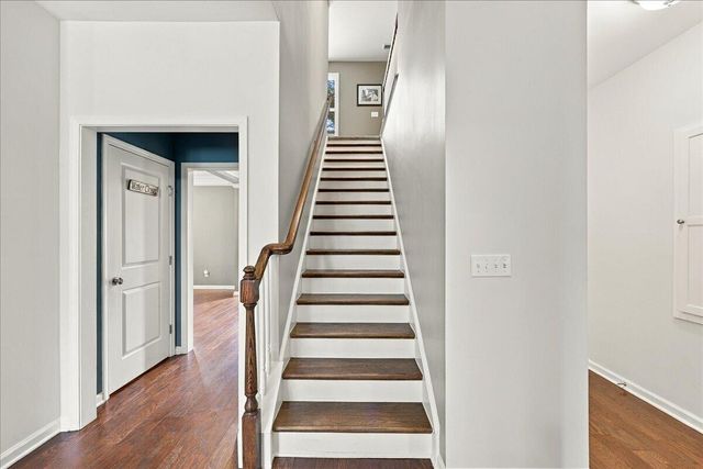 125 Hanging Moss Road, Summerville, SC 29485