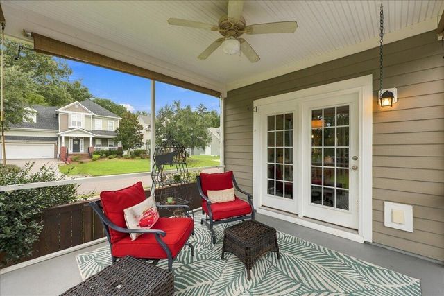125 Hanging Moss Road, Summerville, SC 29485