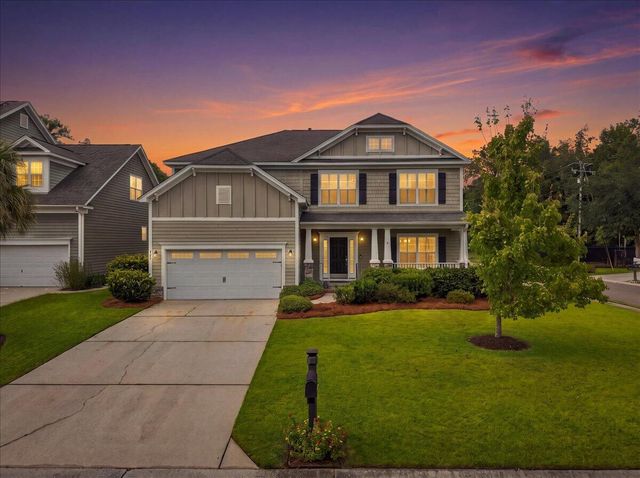125 Hanging Moss Road, Summerville, SC 29485