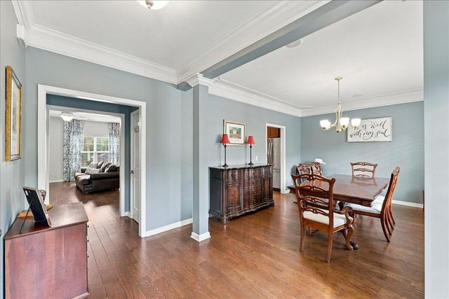 125 Hanging Moss Road, Summerville, SC 29485