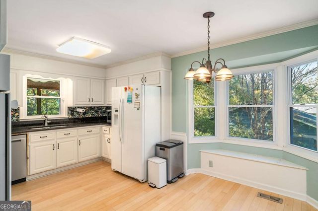 445 Bruce Way SW, Lilburn, GA 30047