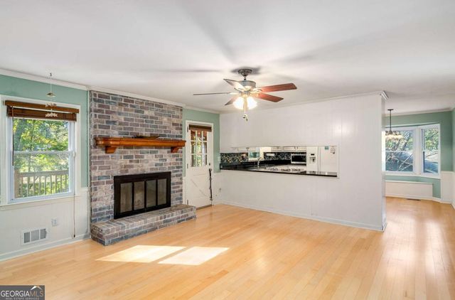 445 Bruce Way SW, Lilburn, GA 30047