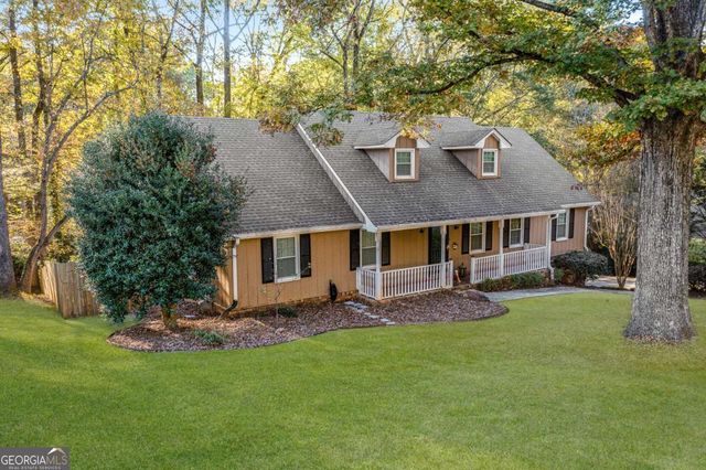 445 Bruce Way SW, Lilburn, GA 30047