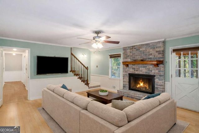445 Bruce Way SW, Lilburn, GA 30047