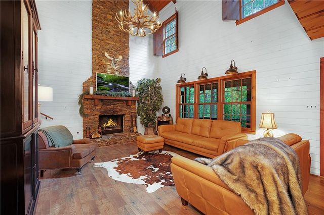 270 Buckskull Hollow Drive, Big Canoe, GA 30143