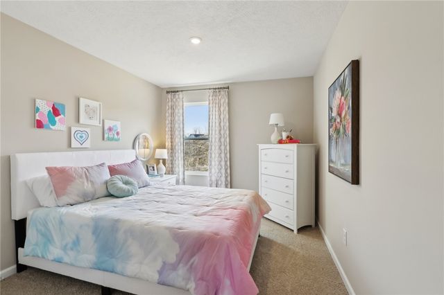 420 Curtis Ct., New Stanton, PA 15639