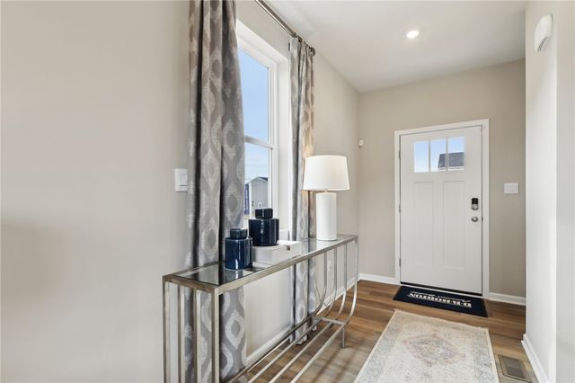 420 Curtis Ct., New Stanton, PA 15639