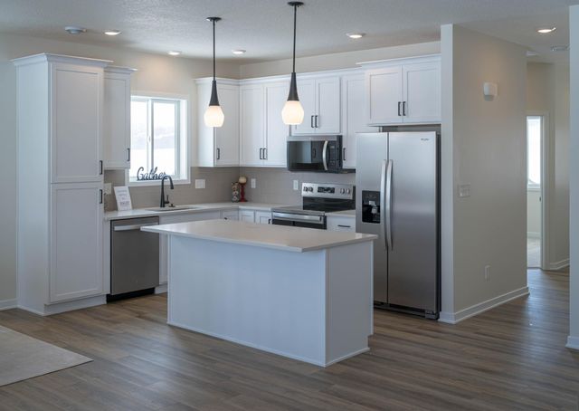 5507 Sundown Place NW, Rochester, MN 55901