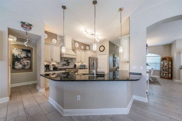18 MOUNT VERNON LANE, Palm Coast, FL 32164