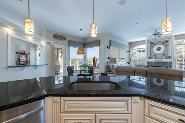 18 MOUNT VERNON LANE, Palm Coast, FL 32164